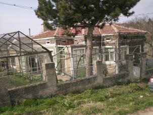 House for sale located near Dobrich 